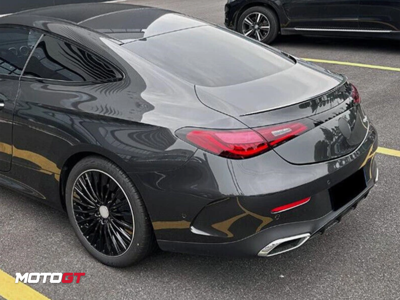 جناح خلفي لسيارة الفئة CLE — 5